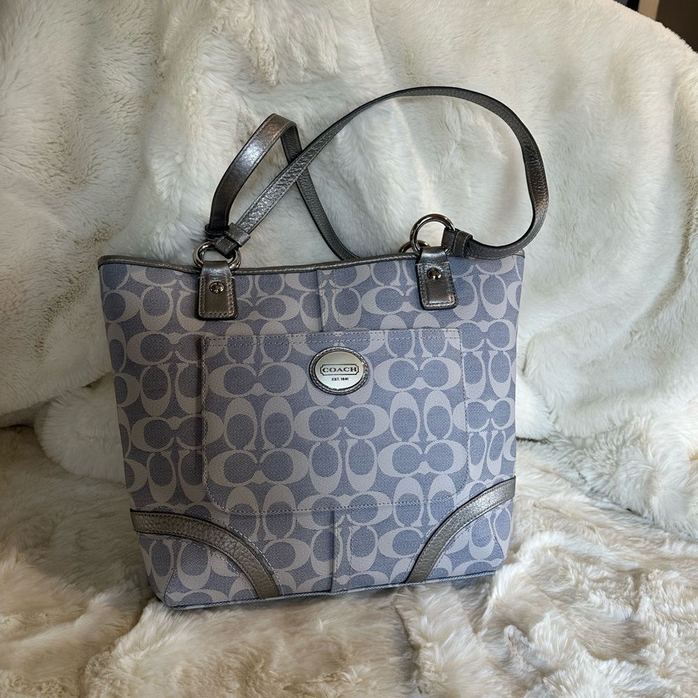 *AUTHENTIC* COACH COATED CANVAS SIGNATURE TOTE